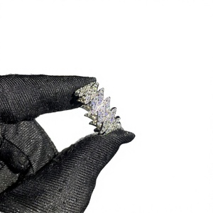 Bagues en Argent 925 Certifiées GRA, Moissanite Givrée Coupe Brillante, Monture à Griffes, Design Épine, Style Hip Hop, Joaillerie Fine, Passe le Testeur de Diamants - Product Image 2