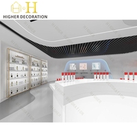 Présentoir cosmétique de style minimaliste futuriste, étagère de présentation zonée, vitrine de présentation de produits cosmétiques
