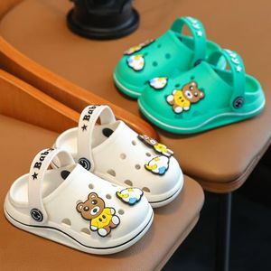 Nuevo diseño niños zuecos zapatos al aire libre interior Casual venta al por mayor moda lindo dibujos animados niños sandalias y zapatillas - Product Image 2