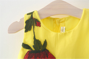 ชุดเดรสเด็กหญิงอายุ 1 ปี ลายปักแอฟริกันบาซิน แต่งระบายสไตล์สเปน แบรนด์ Flower Kids Ruffle Angel - Product Image 2