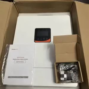 Inverter Ibrido Leggero da 11kg GST 3.5KW con Facile Installazione e Montaggio a Parete, <span class=keywords><strong>Dimensioni</strong></span> 130*350*455 - Product Image 4