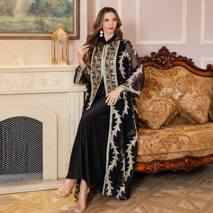 Abito Lungo Ricamato in Rete Pesante per Donna, Stile Musulmano Mediorientale, per Feste a Dubai, Estate-Autunno, in Poliestere - Product Image 2