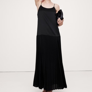 Robes de soirée de luxe personnalisées en gros pour femmes, sexy, dos nu, en velours floqué, plissées, pour occasions formelles - Product Image 2