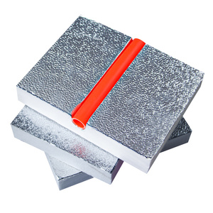 Tablero de espuma rígida XPS de diseño moderno de 1200*600*30mm 1000kpa con lámina de aluminio para aislamiento térmico por debajo del suelo