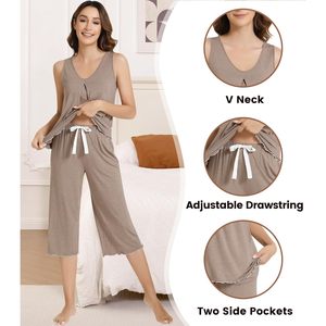 Ensemble de pyjama sans manches pour femme personnalisé avec pantalon capri en tissu doux viscose bambou – Débardeur et bas décontractés - Product Image 4