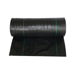 Alfombra de plástico antimaleza para jardín agrícola, cubierta de suelo de película, color negro - Product Image 3