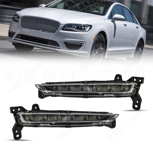 Feux de jour à LED pour Lincoln MKZ 2017-2020, feux de pare-chocs avant avec garniture chromée, paire - Product Image 1