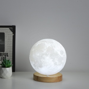 Nouvelle Arrivée Lampe Lunaire Rotative Impression <span class=keywords><strong>3D</strong></span> Lampe Lunaire avec Base en Bois LED Lumière Intelligente Lampe de Table Créative pour la Décoration de la Maison - Product Image 4
