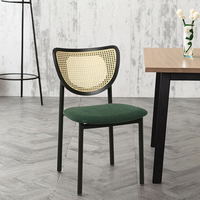 Nordique rétro Simple vert haut de gamme coussins en bois décontracté maison salle à manger chaises arrière lumière pour salon Internet célébrité