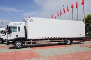 Prix Économique Sinotruk Howo 130 Ch <span class=keywords><strong>Véhicule</strong></span> Congélateur Camions Réfrigérés Mitsubishi Canter Camions Frigorifiques - Product Image 2