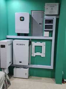 Système solaire hybride complet Rosen 10 kW 110/<span class=keywords><strong>220</strong></span> V à phase divisée avec onduleur SRNE pour le marché jamaïcain - Product Image 1