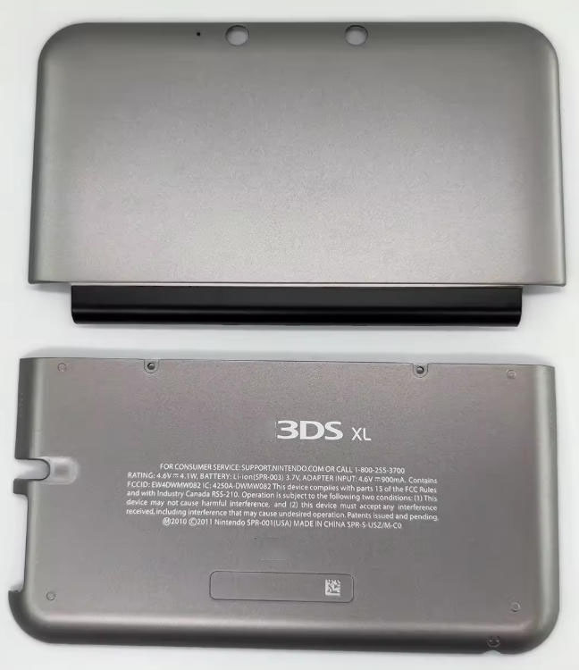 Nintendo 3DS XL Argent (version américaine)