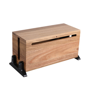 Caja organizadora de cables de escritorio Jensen, caja de gestión de tiras de alimentación de madera maciza con almacenamiento de cables oculto para uso en el hogar y la oficina - Product Image 4