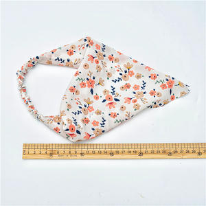 Triangolo floreale cachemire bandane per le donne e i bambini elastico in poliestere Yoga foulard morbido e confortevole copertura per capelli - Product Image 6