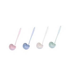 Cuchara de sopa de plástico con mango largo 2 en 1 cuchara de olla caliente restaurante cuchara de filtro de paja de trigo para el hogar - Product Image 2