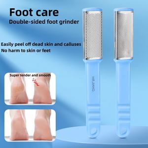 Outil de soin des pieds pour éliminer les callosités et les peaux mortes ; Pierre <span class=keywords><strong>ponce</strong></span> double face pour exfolier les semelles et les talons ; Râpe à pieds - Product Image 2