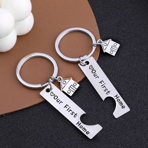 Our First Home Porte-clés en métal <span class=keywords><strong>Cadeau</strong></span> <span class=keywords><strong>de</strong></span> pendaison <span class=keywords><strong>de</strong></span> crémaillère <span class=keywords><strong>pour</strong></span> femmes hommes Nouveau propriétaire Première nouvelle maison Porte-clés immobilier Déménagement en <span class=keywords><strong>cadeau</strong></span> - Product Image 5