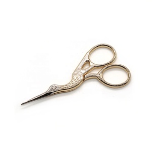 Soins personnels outils <span class=keywords><strong>de</strong></span> manucure à ongles en acier inoxydable ou <span class=keywords><strong>de</strong></span> coupe des sourcils pour femmes <span class=keywords><strong>de</strong></span> <span class=keywords><strong>ciseaux</strong></span> <span class=keywords><strong>de</strong></span> beauté - Product Image 4
