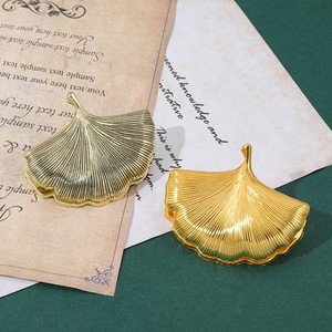 Clip de planificateur créatif en forme de feuille de Ginkgo, clip de page de livre culturel et créatif, marque-pages vintage en métal en forme de feuille de Ginkgo - Product Image 6