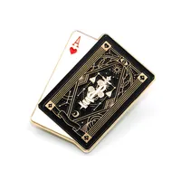 चीन निर्माण उच्च गुणवत्ता अनुकूलित धातु बैज कस्टम खेल कार्ड तामचीनी अंचल पिन