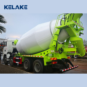 Camion malaxeur à béton Shacman 8x4 345 ch 10 mètres cubes en vente - Product Image 2