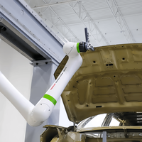 Robot collaboratif FANUC CRX-30iA, robot d'automatisation, robot de palettisation, machine de manutention de matériaux, robot de soin et de soudage