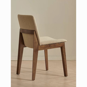 Chaise de salle à manger en bois massif nordique, design moderne minimaliste, rembourrée, pour adultes. - Product Image 3