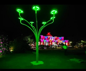 ไฟ RGB พลังงานแสงอาทิตย์ LED กลางแจ้งพร้อมเสาสำหรับถนนสวนแสงดนตรีสีสันสดใสรูปยูเอฟโอ MJ-EW800พาณิชย์ IP65 - Product Image 2