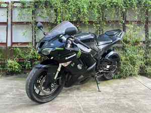 Motocicleta Deportiva <span class=keywords><strong>Kawasaki</strong></span> ZX6R 2015 600cc <span class=keywords><strong>de</strong></span> Cuatro Cilindros con Refrigeración por Agua y EFI - Product Image 4