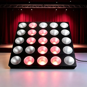 Faro LED RGB 25x12W a Matrice con Proiezione DMX512, Controllo Pixel Professionale, Ra90, per Illuminazione Stadi Sportivi, Feste e Club - Prezzo di Fabbrica - Product Image 1