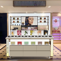 Vitrine cosmétique personnalisée Kiosque à parfums Vitrine de luxe Présentoir gondole Présentoir
