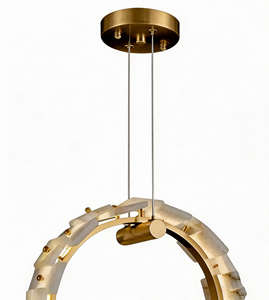 Lustre LED rond en albâtre personnalisé, petit modèle, design contemporain en laiton, pour villa, salon, restaurant, décoration - Product Image 5