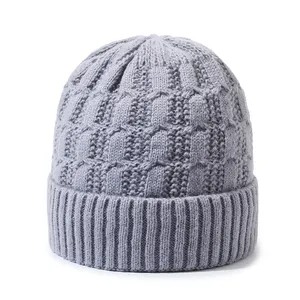 Topi rajut wanita dewasa akrilik warna polos, topi Beanie 100% Jacquard musim dingin rajut