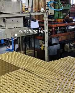 Com-Energy : Condenseur refroidi par air en forme de W FNW pour la réfrigération industrielle, usine de transformation alimentaire, système de refroidissement haute efficacité - Product Image 2