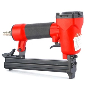 Pistola grapadora neumática 20GA 10-22MM, grapadora de aire <span class=keywords><strong>para</strong></span> tapicería, pistola de clavos <span class=keywords><strong>para</strong></span> muebles DIY y grapadora <span class=keywords><strong>para</strong></span> proyectos de bricolaje - Product Image 5