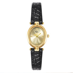 Montre pour femme de haute valeur, bracelet en cuir, style rétro minimaliste, montre à quartz avec une touche sophistiquée - Product Image 6