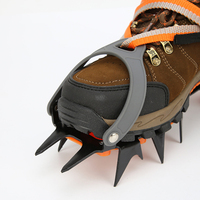 Espadrilles de neige avec pointes en acier inoxydable, 12 dents, pour chaussures de randonnée sur la neige et la glace, nouvelle forme, 1 paire