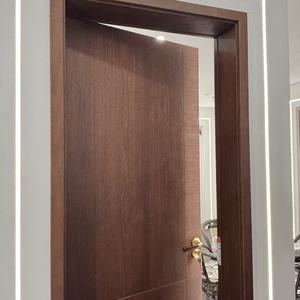 Puerta Interior Lacada de Caoba, Madera Compuesta, Dos Paneles Estilo Chino para Dormitorios, Villas, Apartamentos, Hoteles - Product Image 2