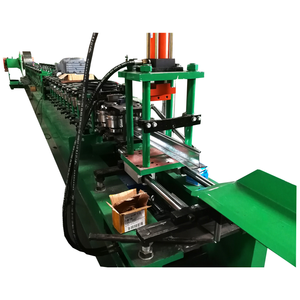 מכונת עיצוב מתכת מסוג רולר פורמינג מדויקת בהתאמה אישית של RELIANCE עבור ייצור פלטות רשת T לדלתות תריס - Product Image 1