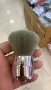 1 cepillo para polvo de uñas con mango plateado, cepillo grande de cerdas suaves para limpieza de manicura, herramienta profesional para decoración de uñas acrílicas - Product Image 3