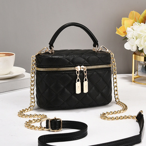 Nuova borsa da donna con grande capacità <span class=keywords><strong>e</strong></span> sensazione di fascia alta 2024 la nuova borsa da donna alla moda, casual, semplice <span class=keywords><strong>e</strong></span> alla moda 19450 - Product Image 2