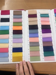 Tissu en Soie <span class=keywords><strong>Organza</strong></span> Satinée 14mm <span class=keywords><strong>100</strong></span>% Soie, Tissage Uni, Biologique et Écologique pour Robes de Mariage Fille - Product Image 5