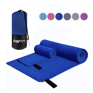 Superdry Cheap Microfiber <strong>70</strong> <strong>Polyester</strong> <strong>30</strong> <strong>Polyamide</strong> Sports <strong>Towel</strong> with Bag - Product Image 3