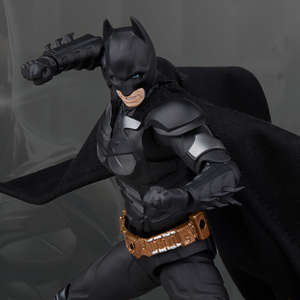 ฟิกเกอร์แอคชั่นซีรีส์ DC - ฟิกเกอร์แอคชั่นแบทแมน ของแท้ ขนาด <span class=keywords><strong>1</strong></span>/9 สเกล 19.5 ซม./7.6 นิ้ว พร้อมอุปกรณ์เสริมมากมาย ของสะสม - Product Image 4