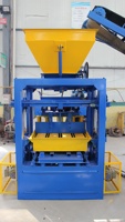 Machine à fabriquer des briques QT4-24. Machine à blocs efficace. Machine à briques en béton.