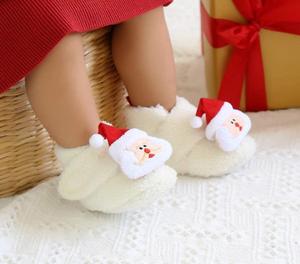 Nouveauté 2022 Chaussures de Noël pour bébé en tissu de coton avec motif Père Noël - Product Image 5