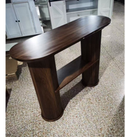 Table console ovale moderne cannelée avec rangement dissimulé en bois de noyer, table d'entrée pour couloir et salon, mobilier de luxe intelligent