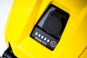 Bicicleta eléctrica ligera resistente al agua IP65 - Product Image 5