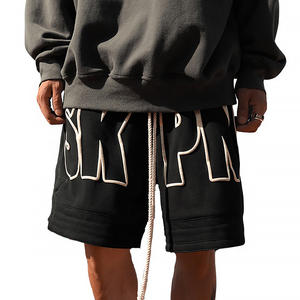 Pantalones Cortos Deportivos de Algodón Personalizados con Estampado Puff en la Cintura, Estilo Urbano, para Baloncesto, Correr, Gimnasio, Hip Hop, de Alta Calidad, con Estampado 3D Puff para Hombre - Product Image 3