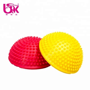 Pelota de Masaje Semirredonda Ecológica Premium, Pelota de PVC Inflable con Púas para Terapia Muscular Profunda de Pies y Fitness - Product Image 5